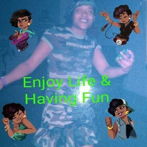 Meet your Posher, Leeanna